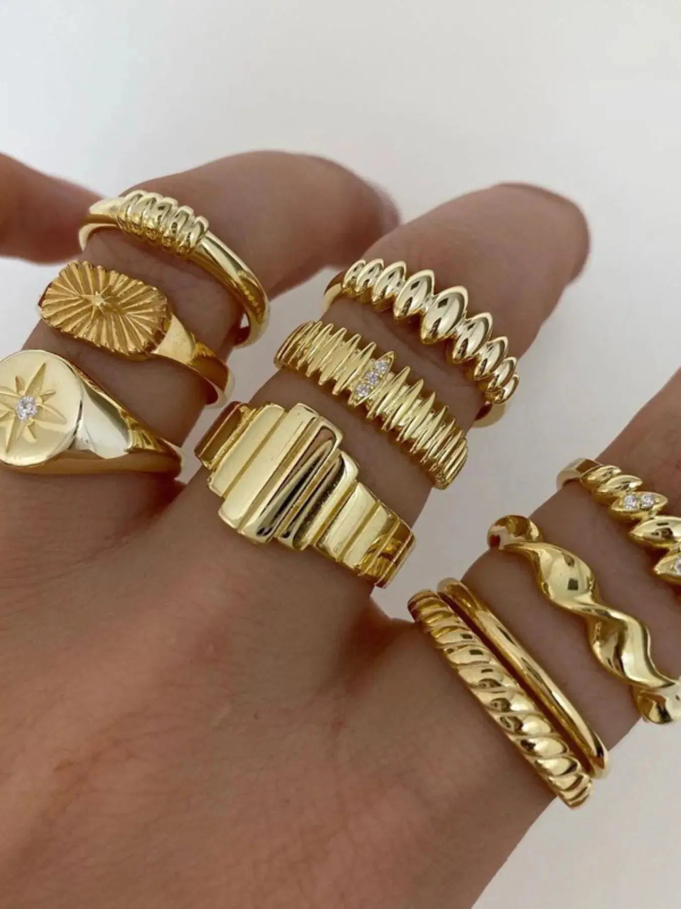 10-Piece 18K Gold-Plated Geometric Ring - Femlinza