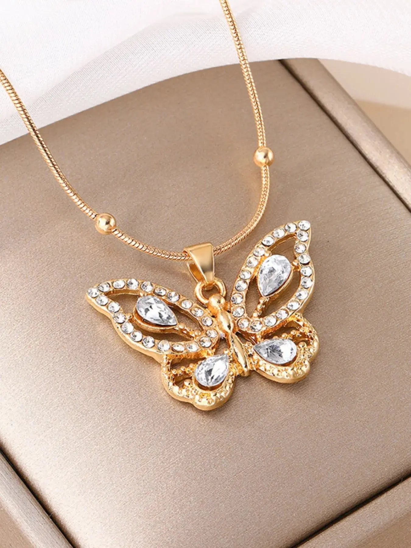 18K Gold-Plated Butterfly Pendant Necklace - Femlinza