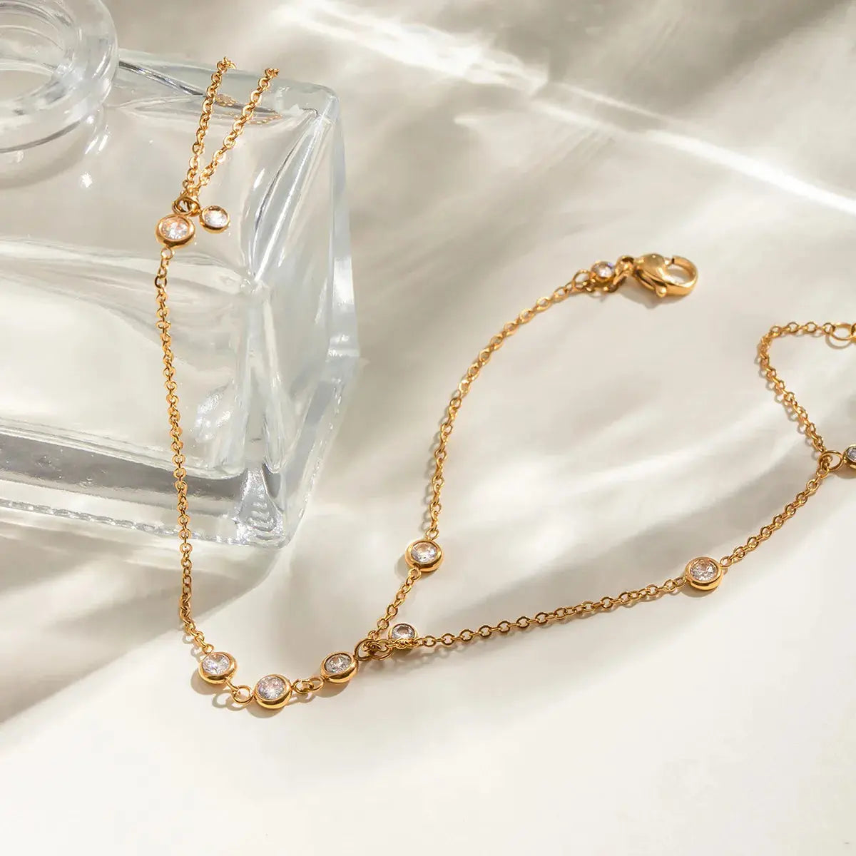 18K Gold-Plated Inlaid Rhinestone Chain Bracelet - Femlinza