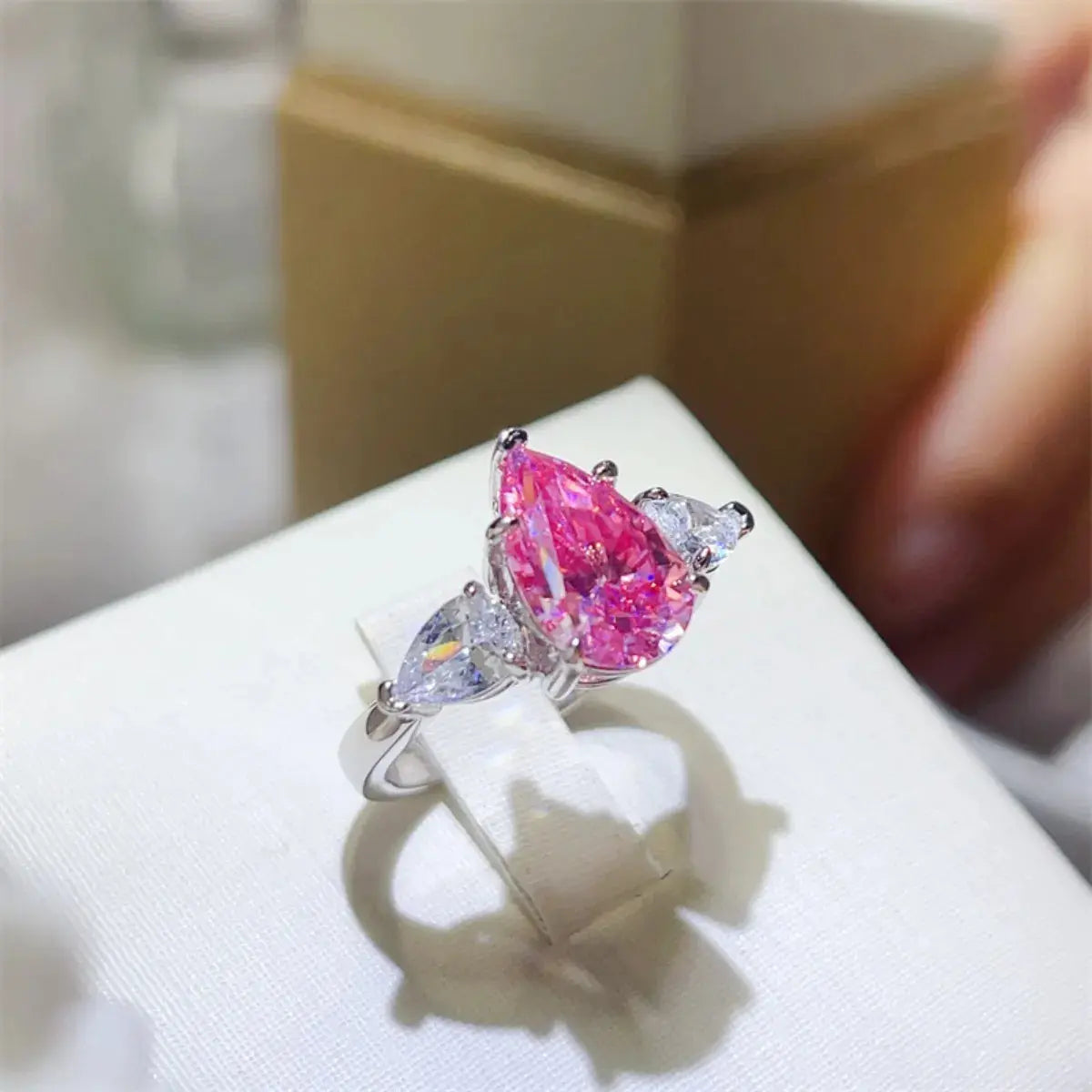 2 Carat 925 Sterling Silver Moissanite Ring - Femlinza
