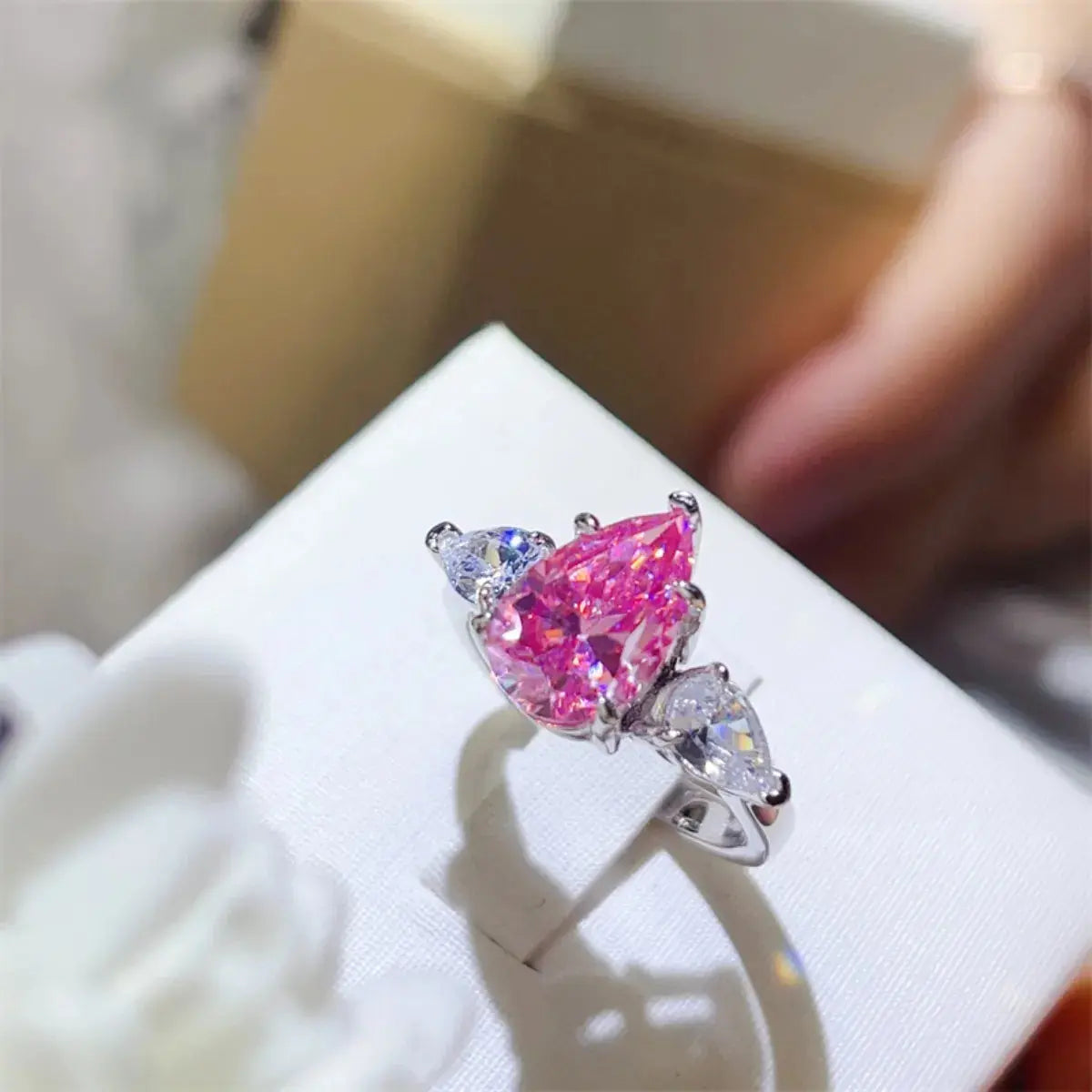 2 Carat 925 Sterling Silver Moissanite Ring - Femlinza