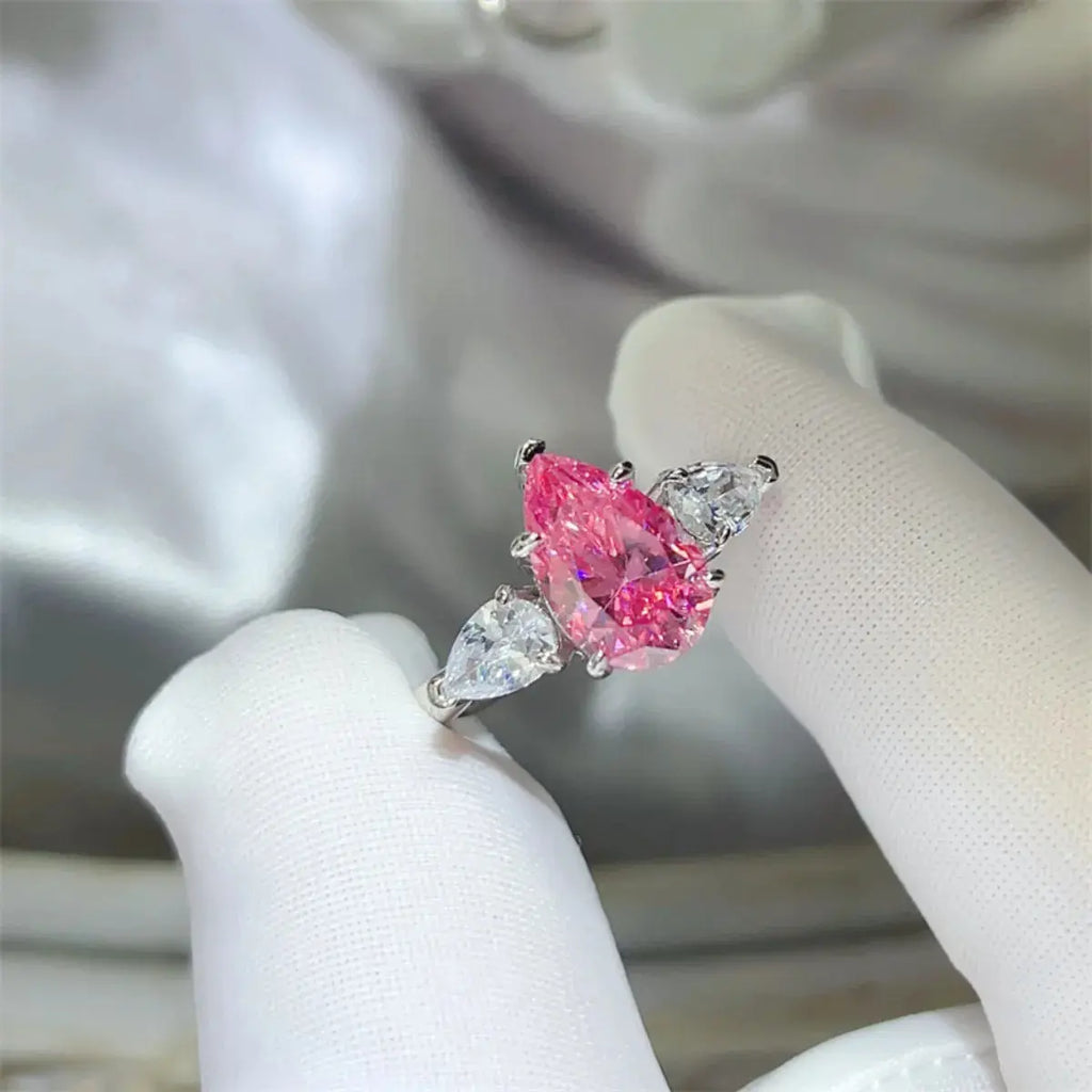 2 Carat 925 Sterling Silver Moissanite Ring - Femlinza