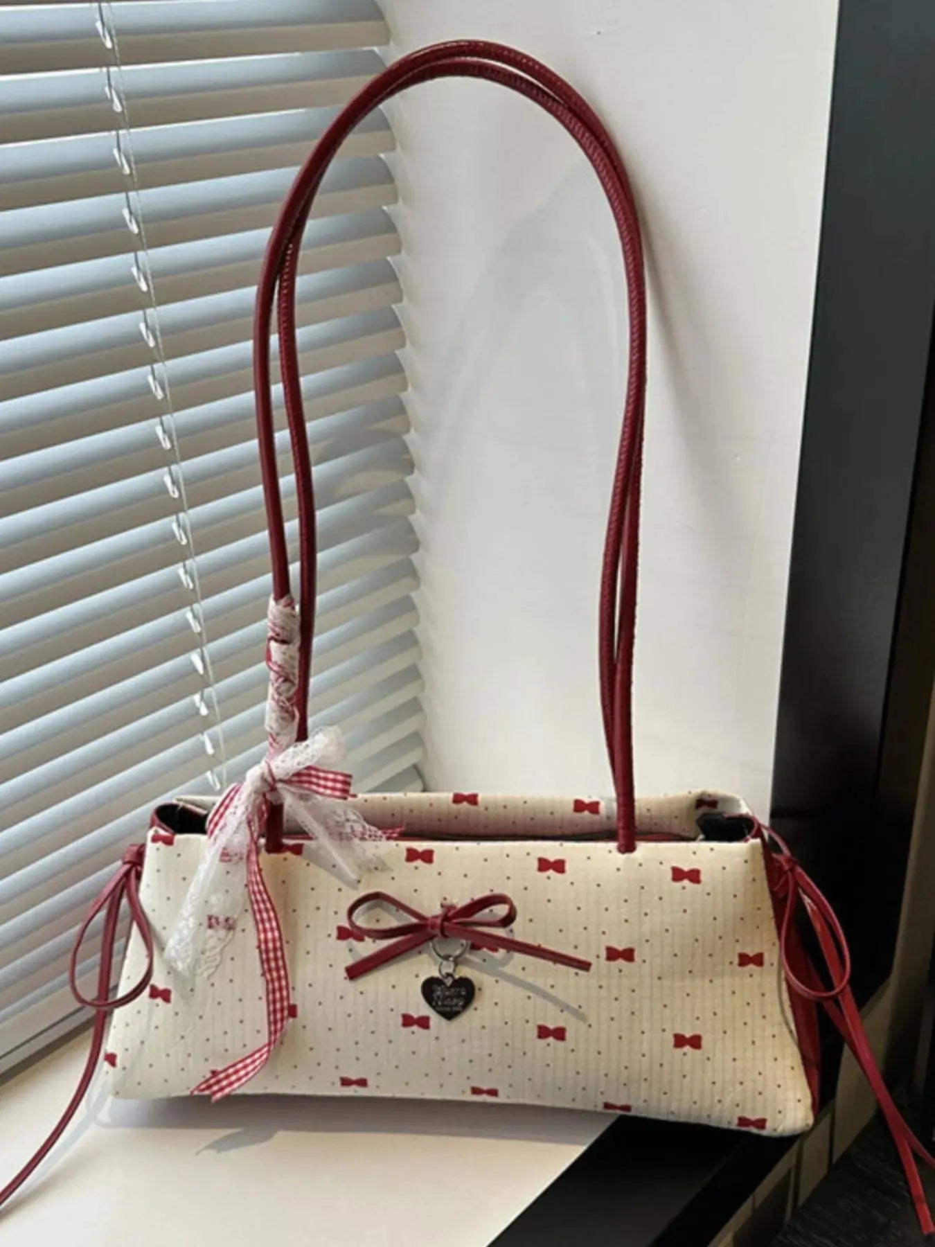 Bow Print Shoulder Bag - Femlinza