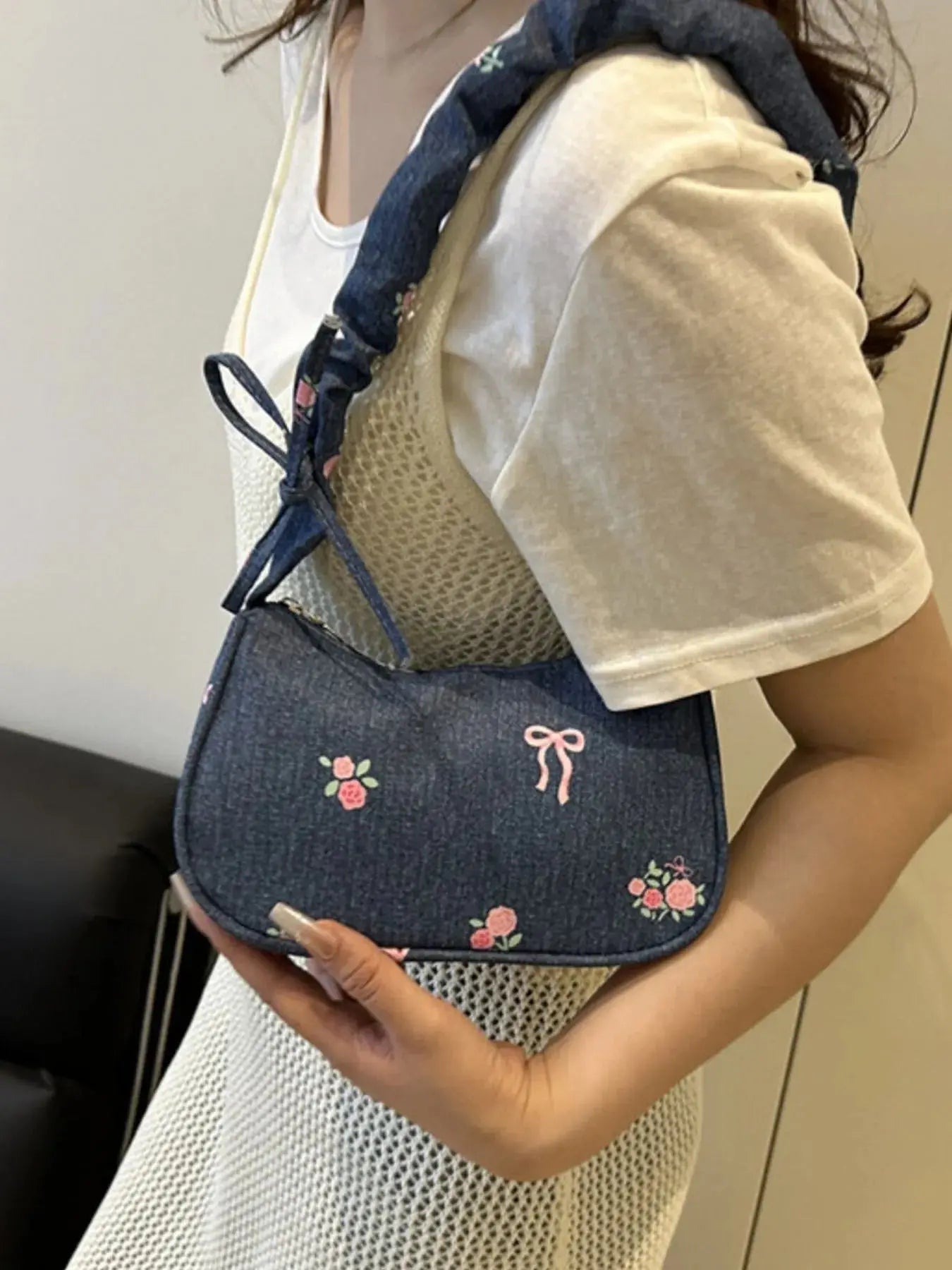 Embroidered Ruched Strap Shoulder Bag - Femlinza