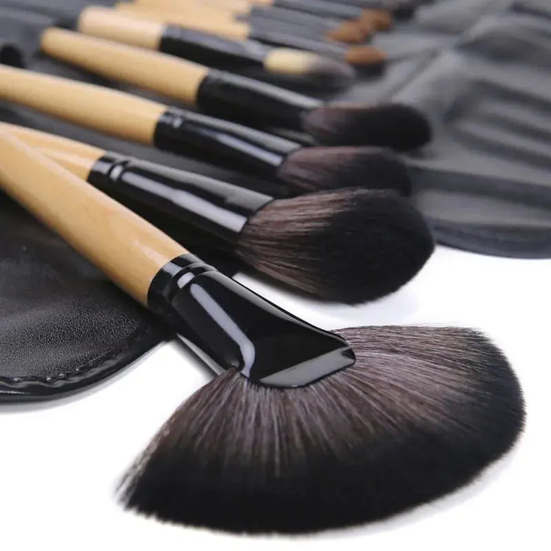 Gift Bag Of  24 pcs Makeup Brush Sets Professional Cosmetics Brushes Eyebrow Powder Foundation Shadows Pinceaux Make Up Tools - Femlinza