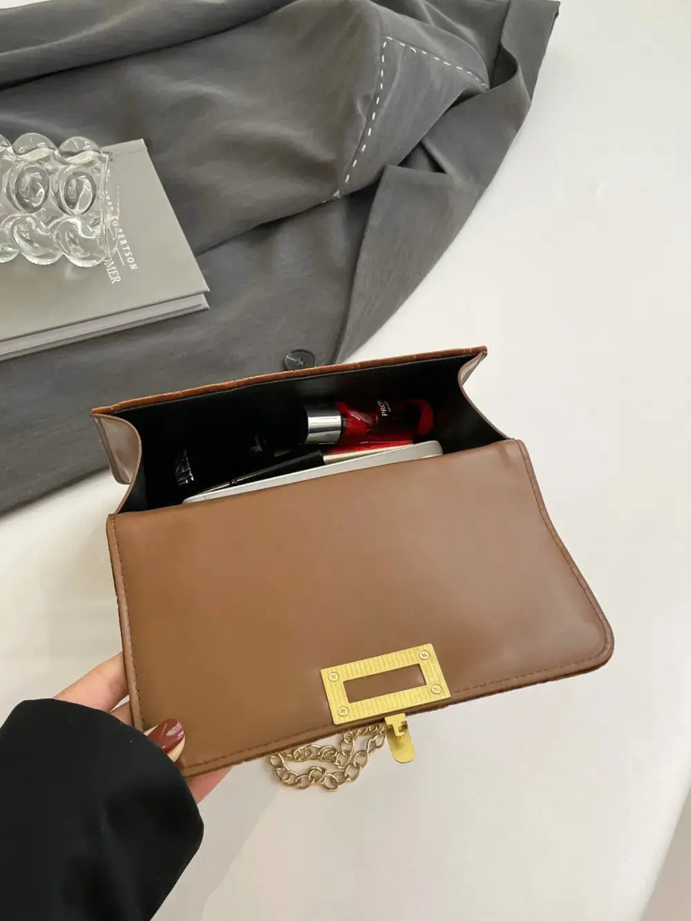 Gold Clasp Chain Shoulder Bag - Femlinza