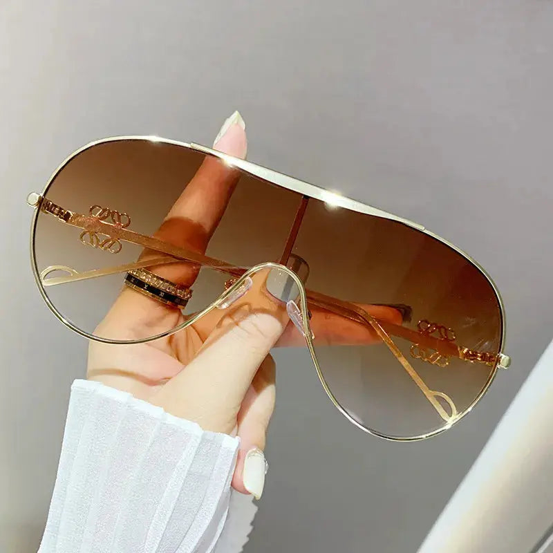 Gradient Aviator Sunglasses - Femlinza