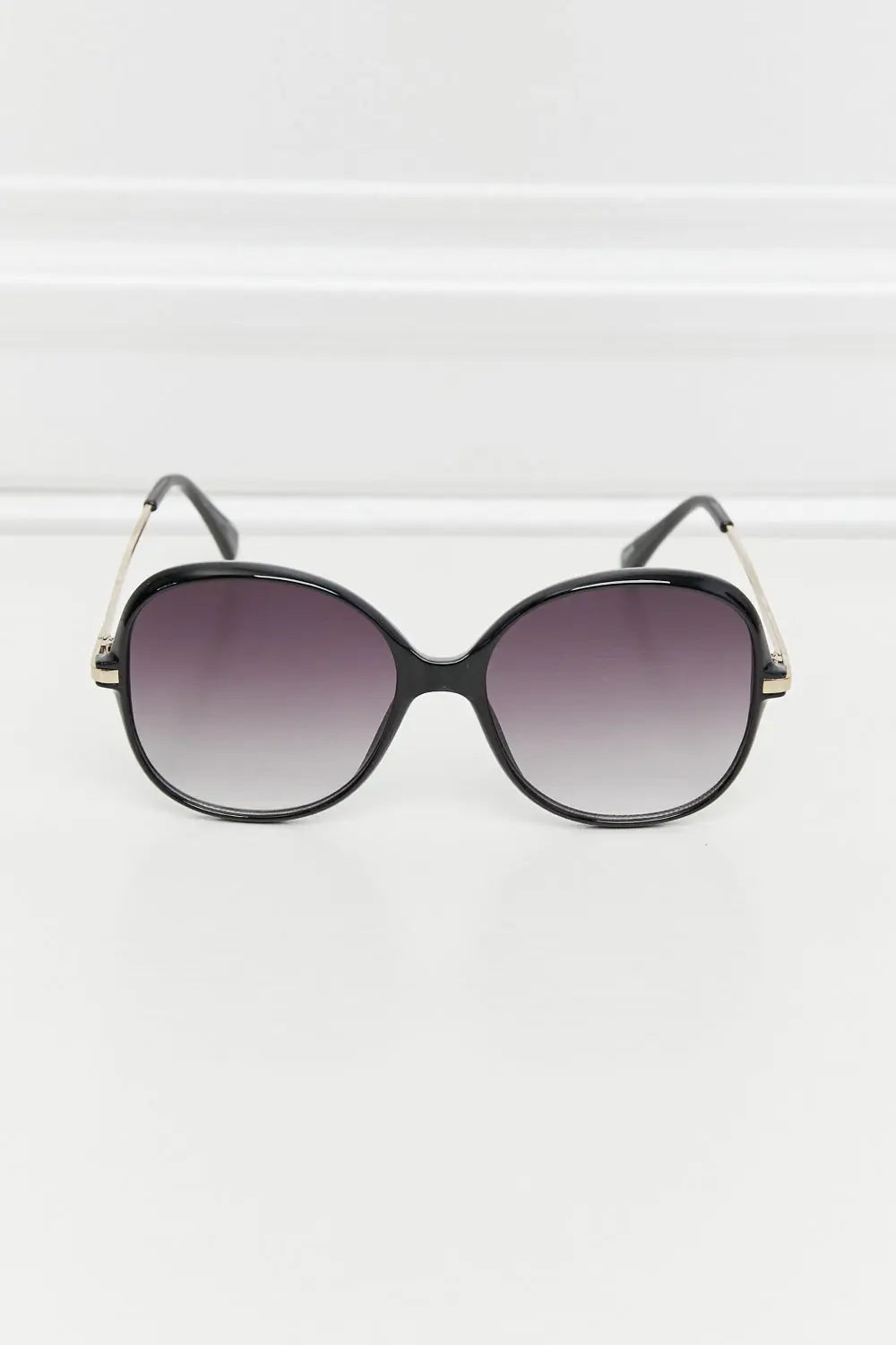 Metal-Plastic Hybrid Full Rim Sunglasses - Femlinza