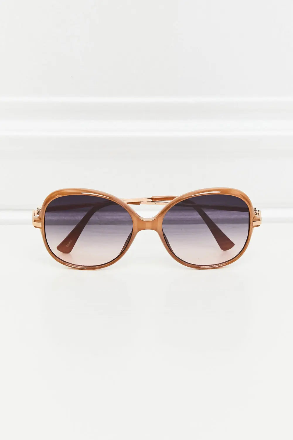 Metal-Plastic Hybrid Full Rim Sunglasses - Femlinza
