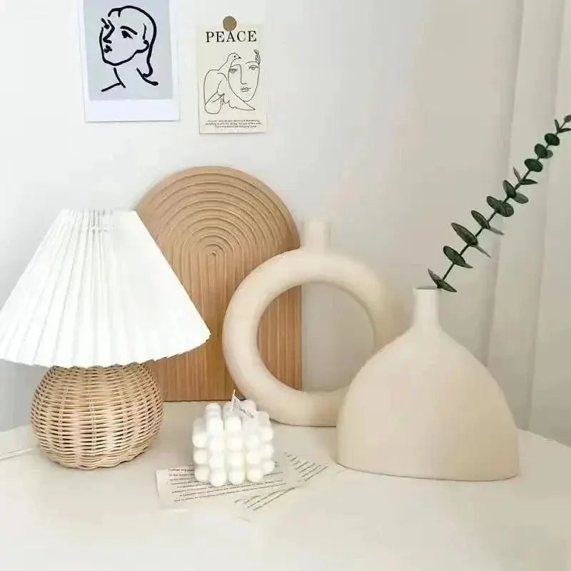 Modern Ceramic Art Vase – Minimalist Desktop & Home Decoration - Femlinza