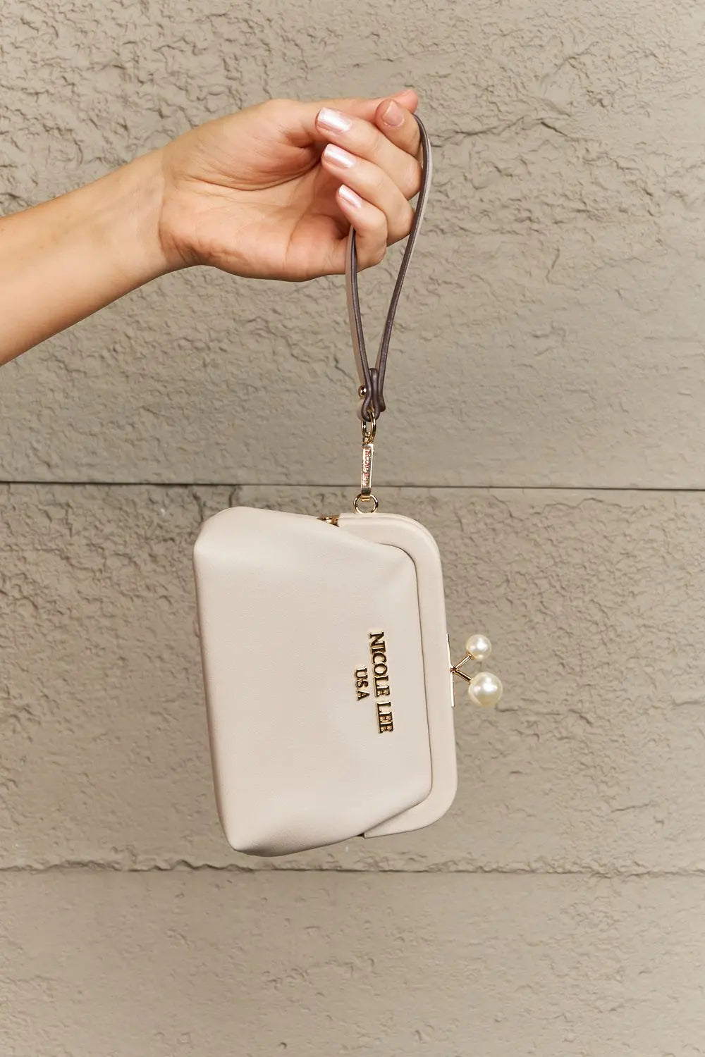 Nicole Lee USA Elise Pearl Coin Purse - Femlinza