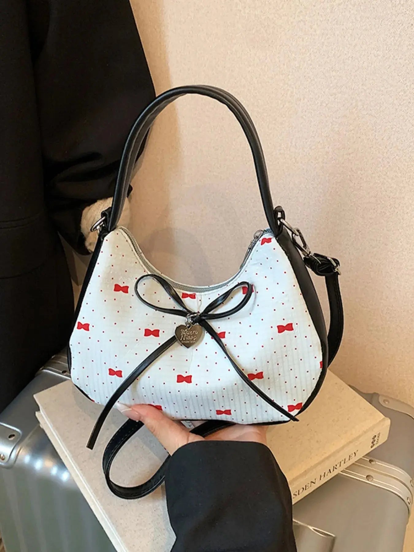 Printed Bow Shoulder Bag - Femlinza