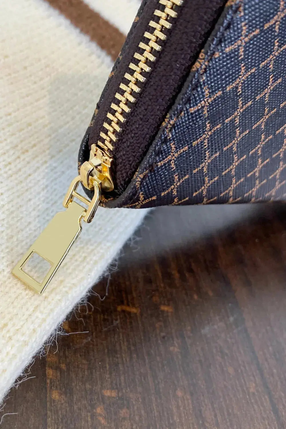 PU Leather Plaid Wallet - Femlinza
