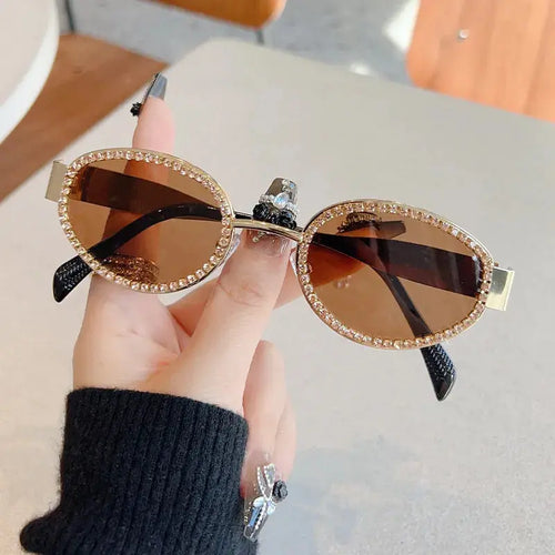 Rhinestones Decor Oval Sunglasses - Femlinza