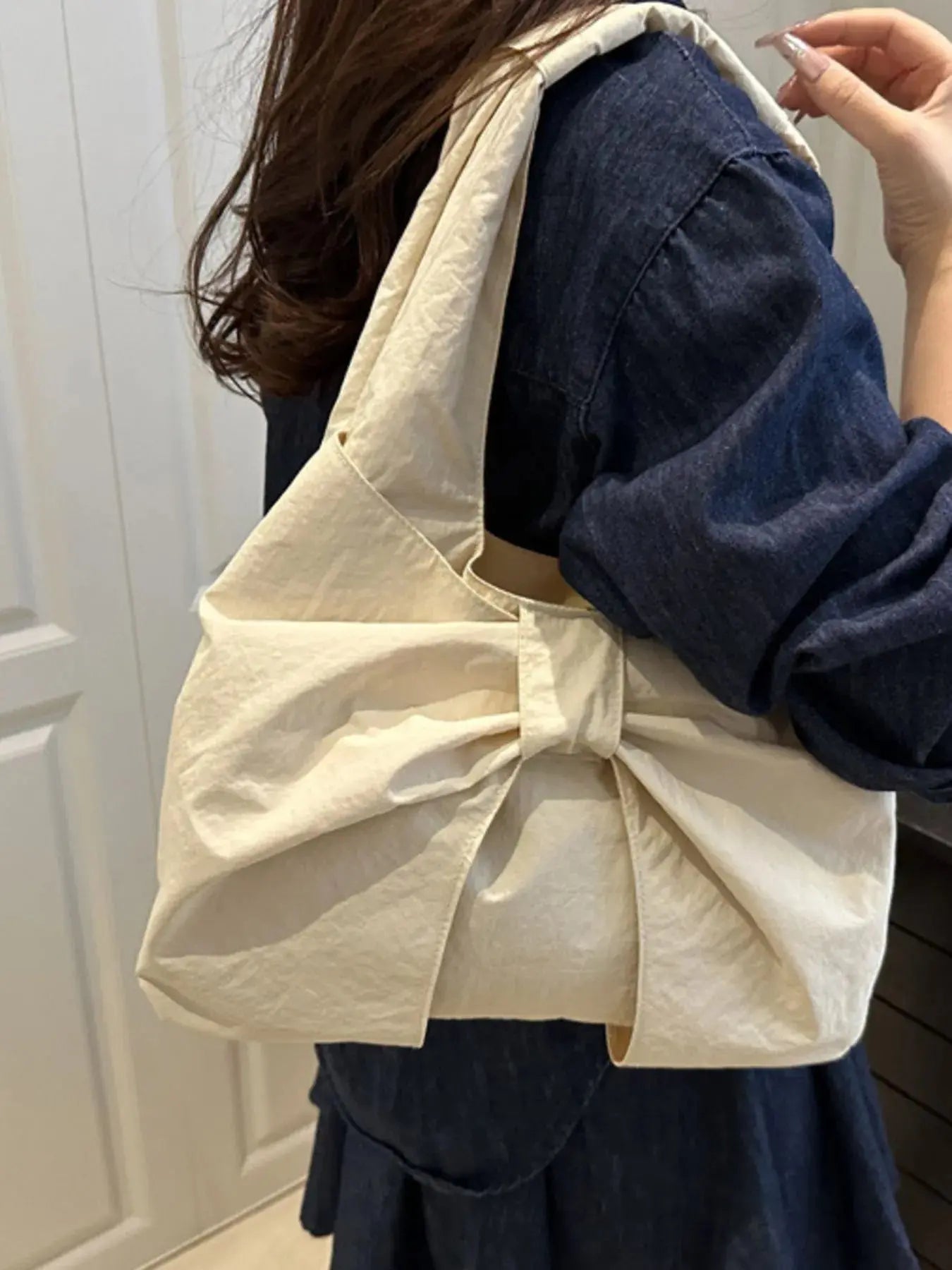 Ruched Bow Shoulder Bag - Femlinza