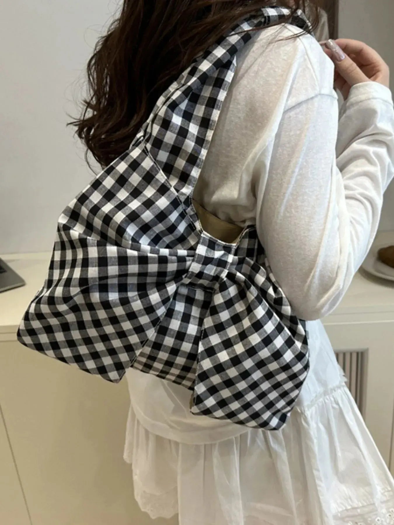 Ruched Bow Shoulder Bag - Femlinza